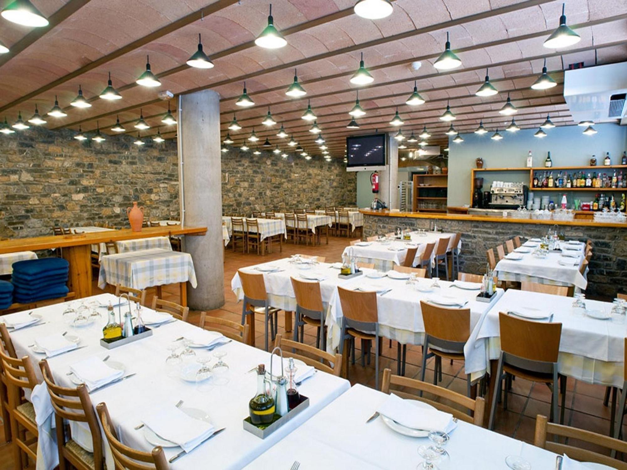 Hotel Restaurant Les Brases Sort Ngoại thất bức ảnh