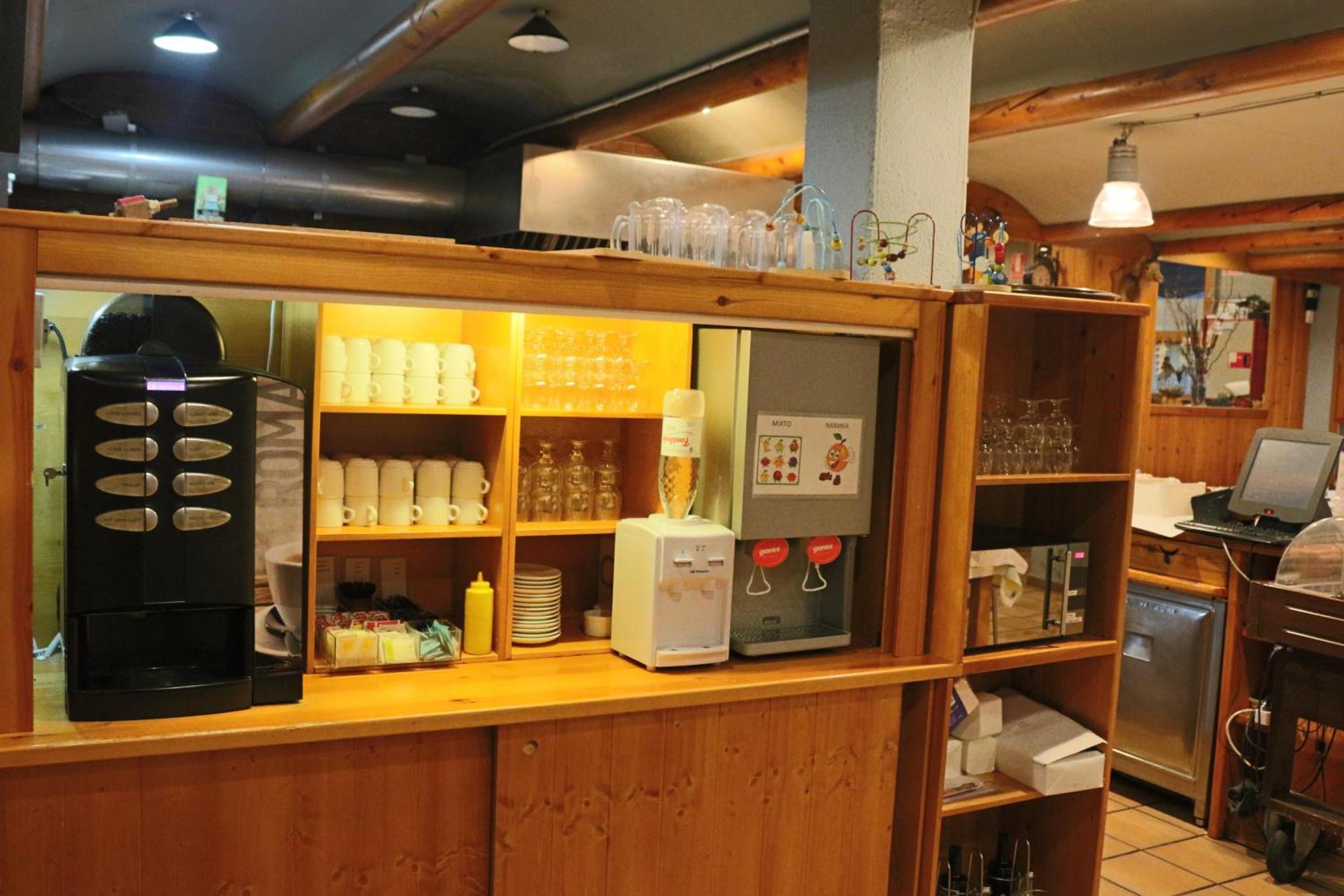 Hotel Restaurant Les Brases Sort Ngoại thất bức ảnh